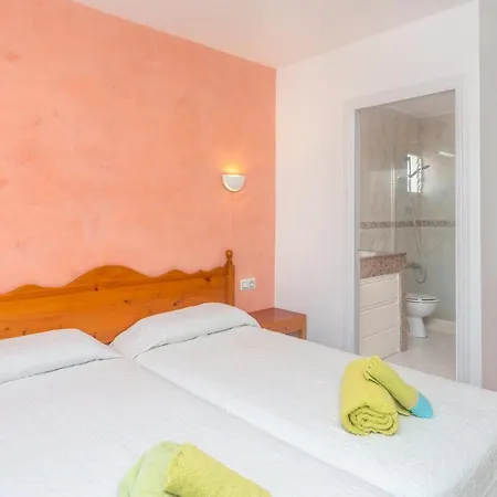 Cala En Forcat 36 * كالا إن بلانيس